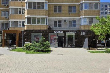 Фото №1: Торговое помещение 135 м² - Краснодар, мкр. Светлоград, ул. Красных Партизан, 1/4к7