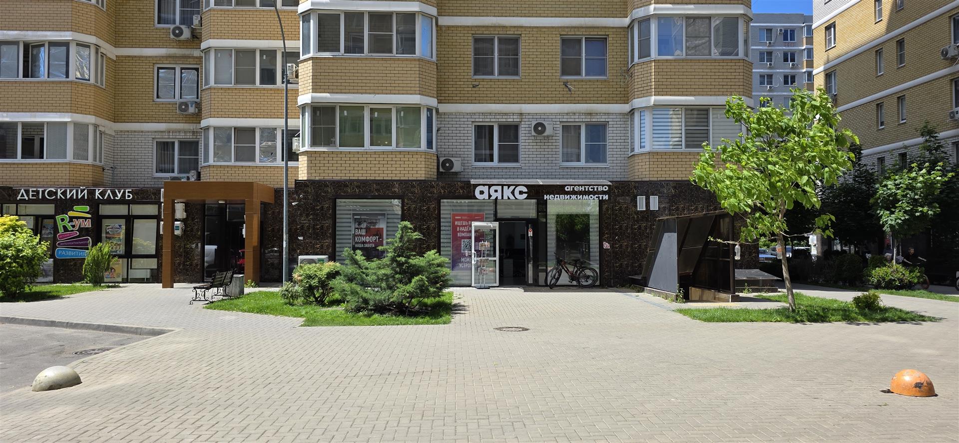 Фото №1: Коммерция 134 м² - Краснодар, Прикубанский внутригородской округ, Славянский, мкр. Светлоград, ул. Красных Партизан, 1/4к7