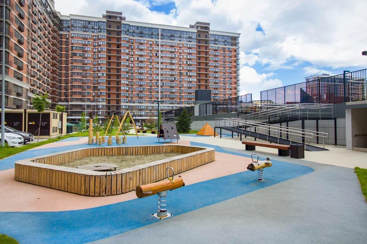 Фото №2: 2-комнатная квартира 62 м² - Краснодар, Прикубанский внутригородской округ, мкр. жилой комплекс Самолёт-5, ул. Ивана Беличенко, 101