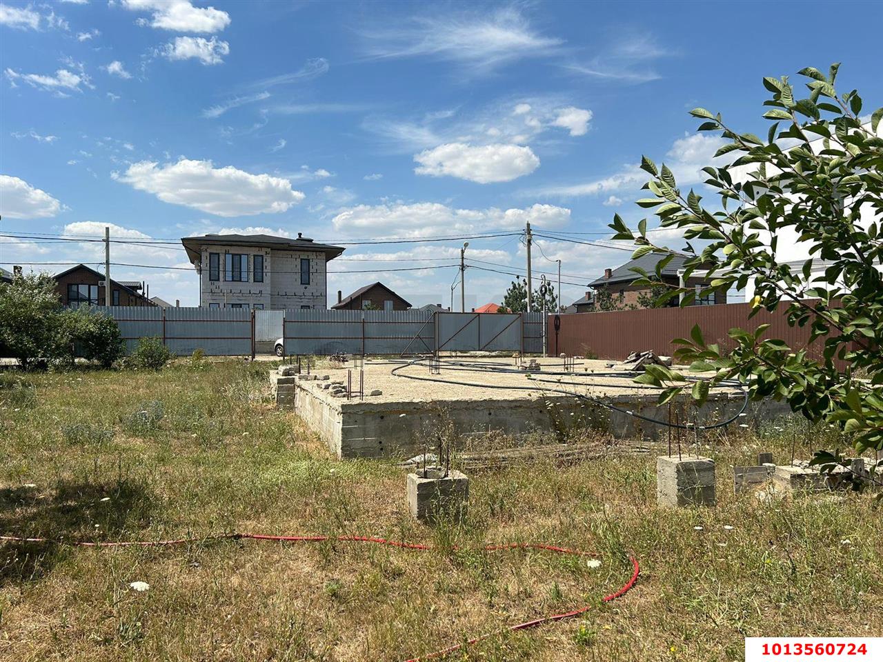 Фото №1: Земельный участок под ИЖС - Краснодар, Прикубанский внутригородской округ, мкр. Тихая Поляна, ул. имени Писателя Г.И. Василенко, 32