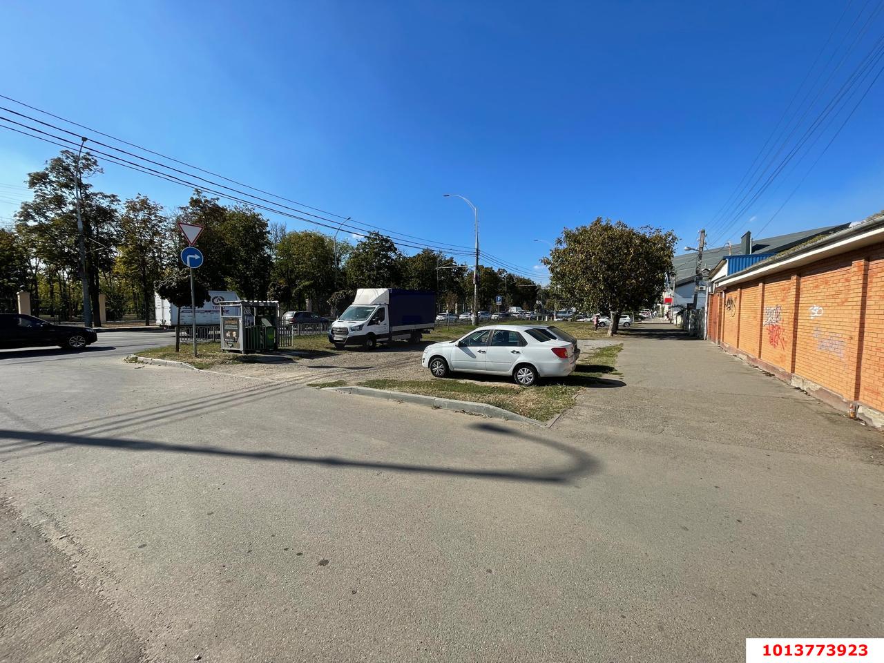 Фото №12: Коммерция 25 м² - Краснодар, Прикубанский внутригородской округ, мкр. Славянский