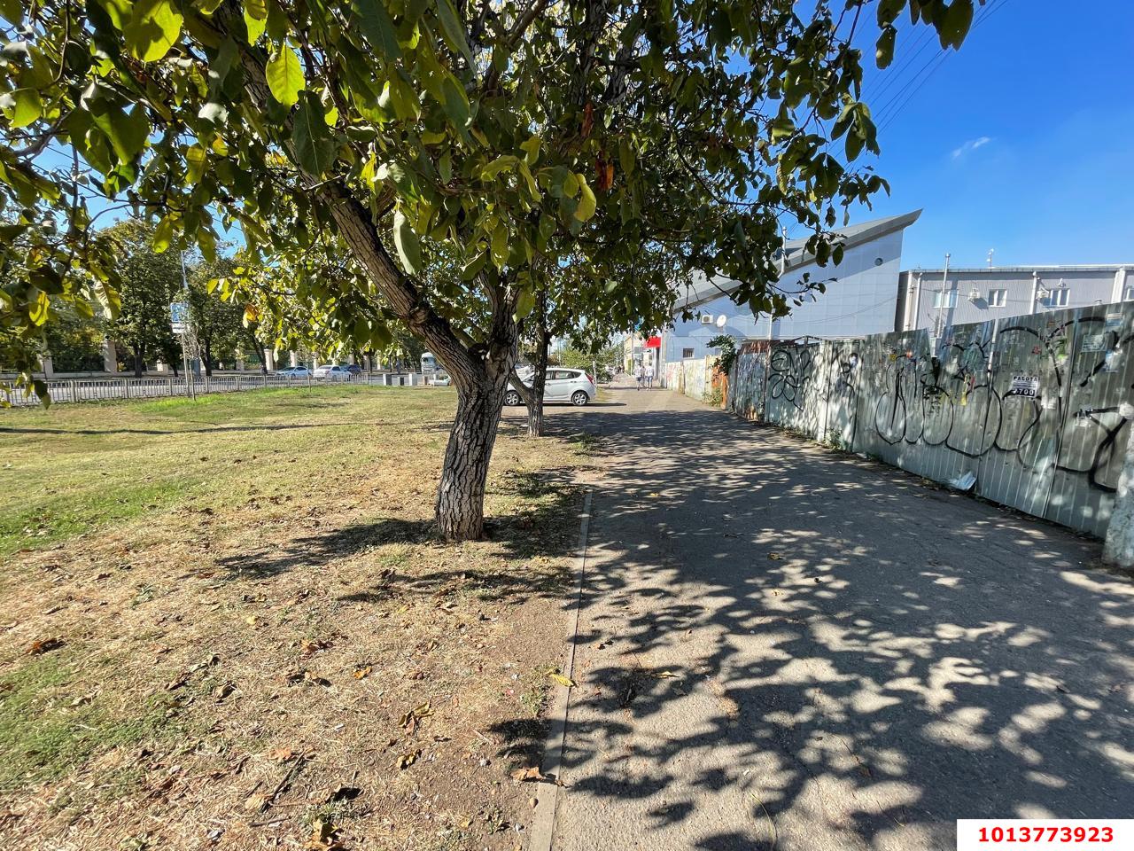 Фото №11: Коммерция 25 м² - Краснодар, Прикубанский внутригородской округ, мкр. Славянский