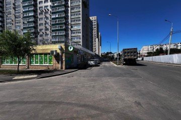 Фото №2: Торговое помещение 290 м² - Краснодар, мкр. Карасунский внутригородской округ, ул. Трудовой Славы