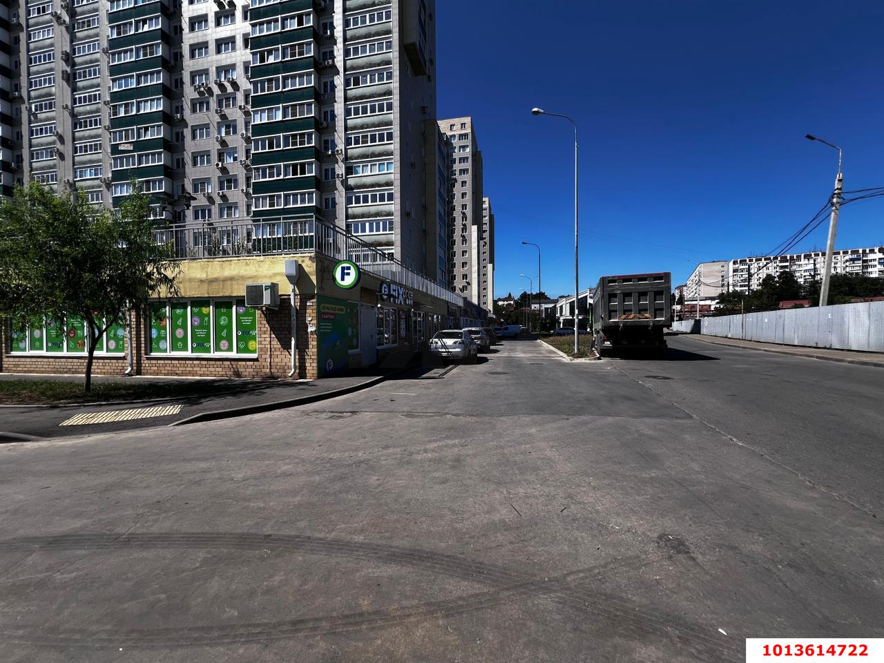 Фото №2: Торговое помещение 290 м² - Краснодар, Карасунский внутригородской округ, ул. Трудовой Славы