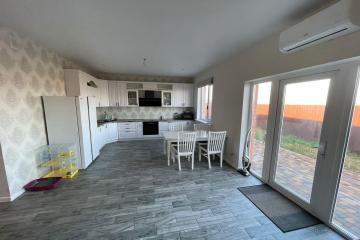 Фото №2: Дом 102 м² - Краснодар, п. коттеджный  Комарово, ул. Свирская, 21