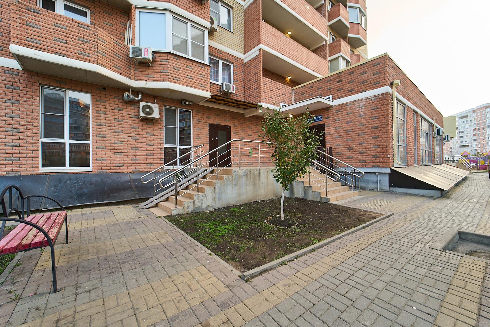 Фото №16: 3-комнатная квартира 110 м² - Краснодар, Прикубанский внутригородской округ, Россинского, мкр. жилой комплекс Видный, ул. Командорская, 3к2