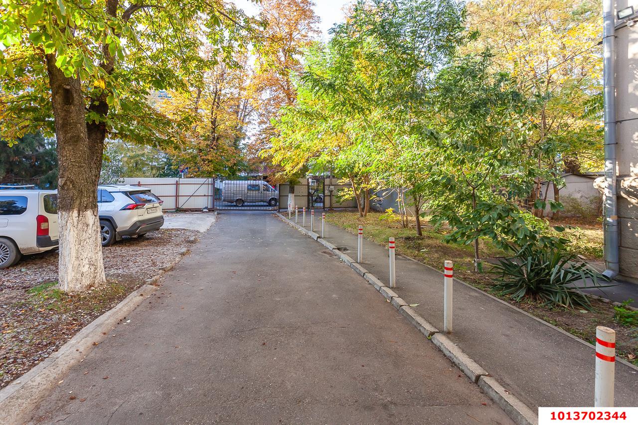 Фото №11: 1-комнатная квартира 46 м² - Краснодар, Центральный, ул. Карасунская, 44