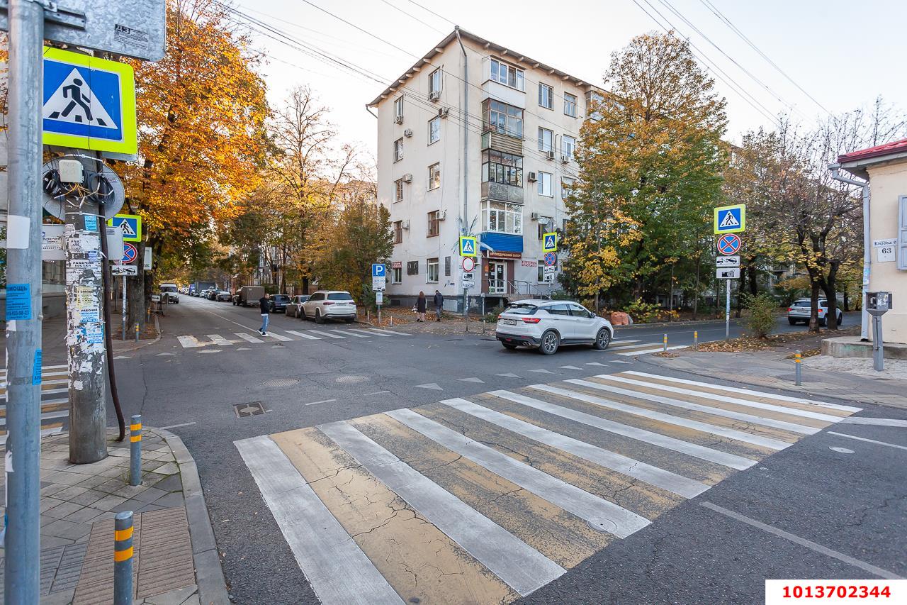 Фото №10: 1-комнатная квартира 46 м² - Краснодар, Центральный, ул. Карасунская, 44