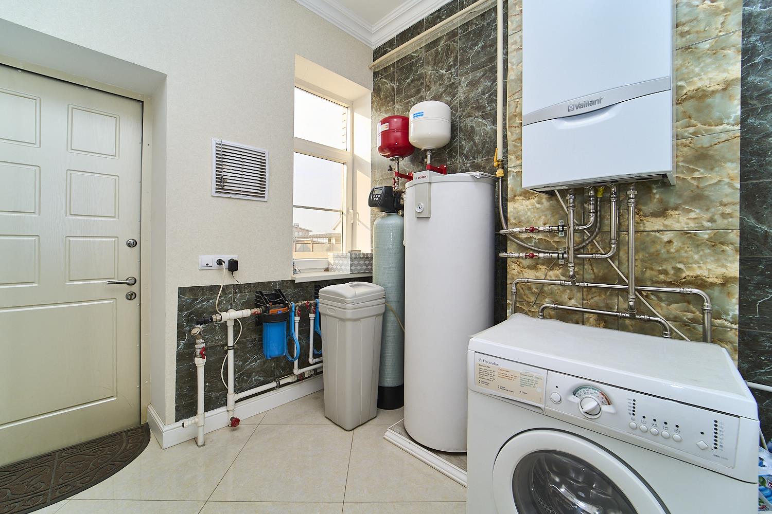 Фото №12: Дом 151 м² + 8 сот. - Краснодар, ул. Нормандская, 11