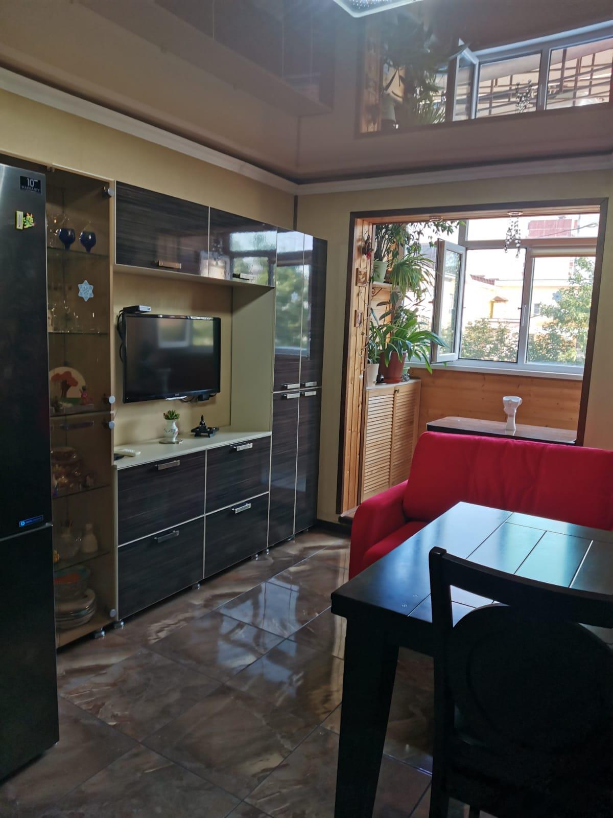 Фото №9: 2-комнатная квартира 65 м² - Краснодар, ул. 3-я Целиноградская, 1