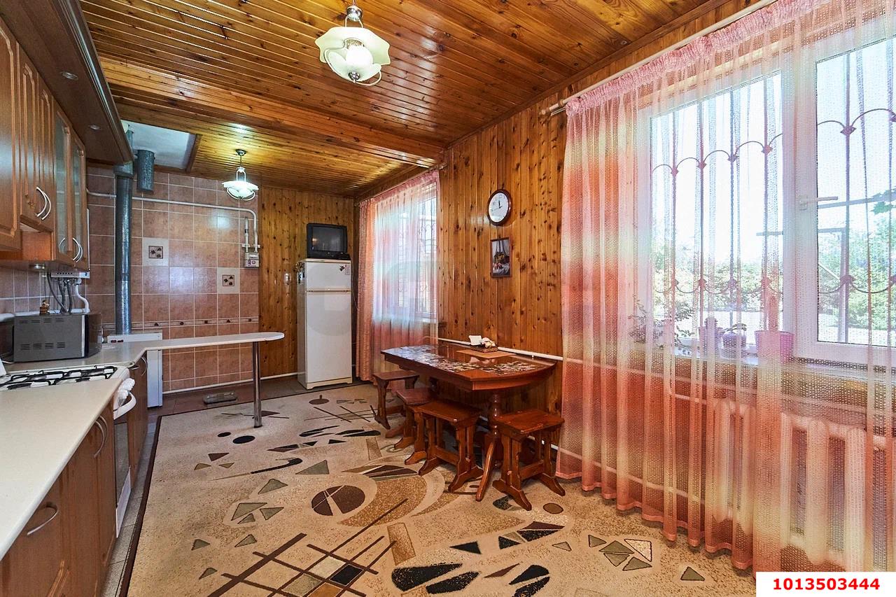 Фото №2: Дом 182 м² + 10 сот. - Старокорсунская, ул. Коммунистическая, 65