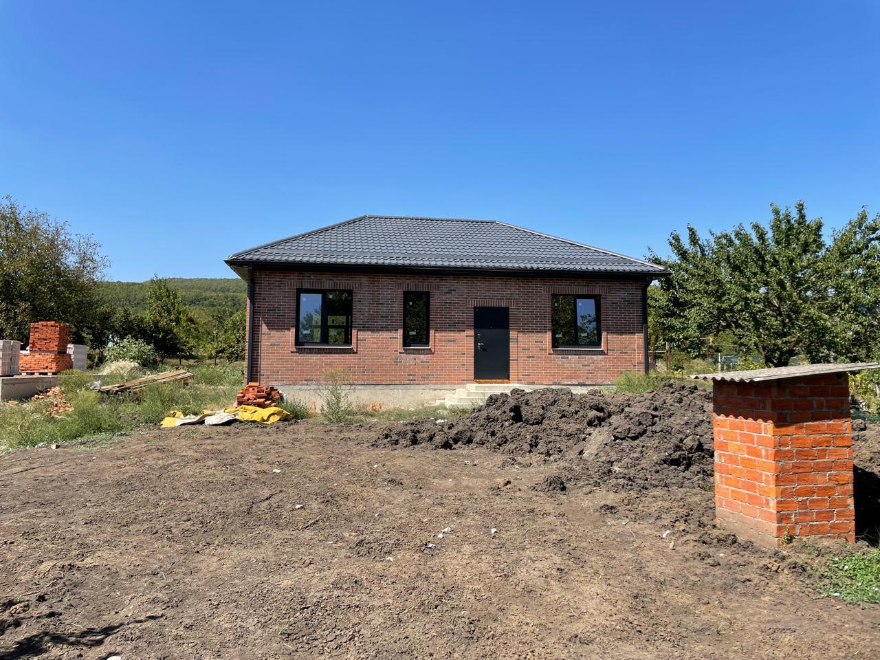 Фото №1: Дом 120 м² + 10 сот. - Азовская, Карасунский внутригородской округ, мкр. Комсомольский, ул. Набережная, 100