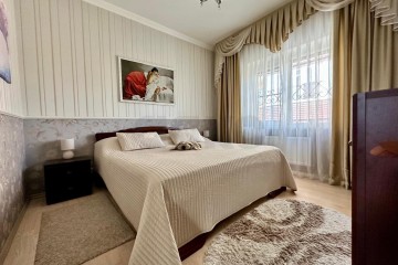 Фото №1: Таунхаус 137 м² - Ленина, мкр. Карасунский внутригородской округ, ул. Пластунская, 69