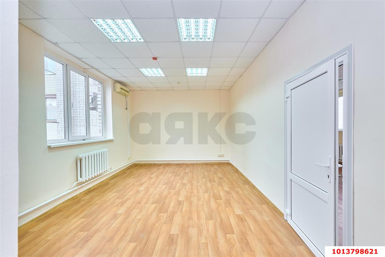 Фото №24: Офисное помещение 450 м² - Краснодар, Дубинка, ул. Ставропольская, 78