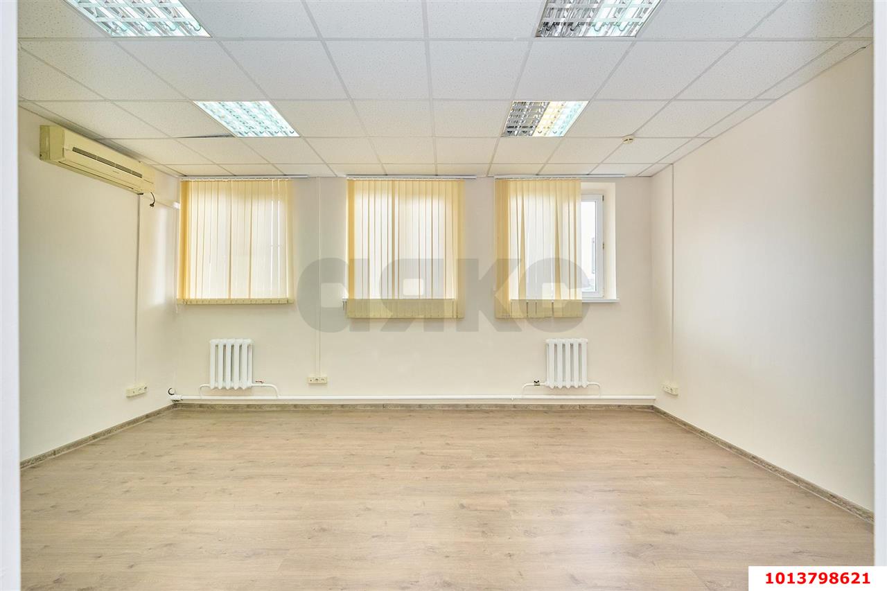 Фото №13: Офисное помещение 450 м² - Краснодар, Дубинка, ул. Ставропольская, 78