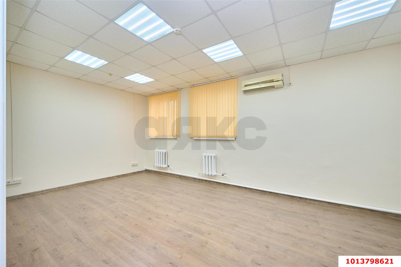 Фото №22: Офисное помещение 450 м² - Краснодар, Дубинка, ул. Ставропольская, 78