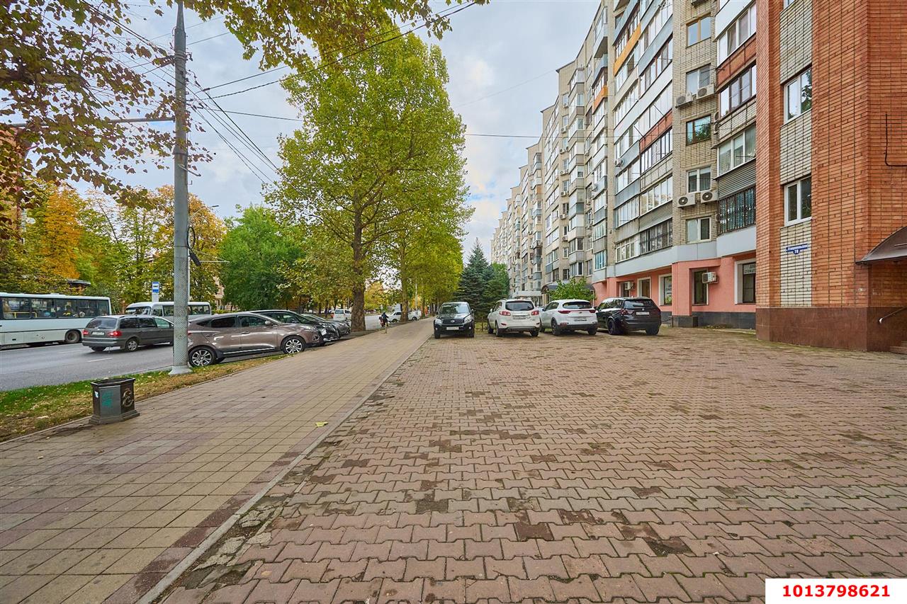 Фото №4: Офисное помещение 450 м² - Краснодар, Дубинка, ул. Ставропольская, 78