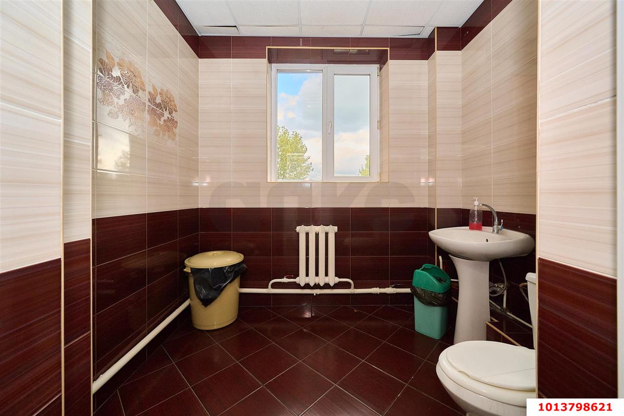 Фото №6: Офисное помещение 450 м² - Краснодар, Дубинка, ул. Ставропольская, 78