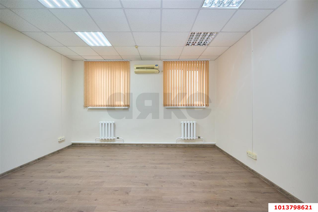 Фото №20: Офисное помещение 450 м² - Краснодар, Дубинка, ул. Ставропольская, 78