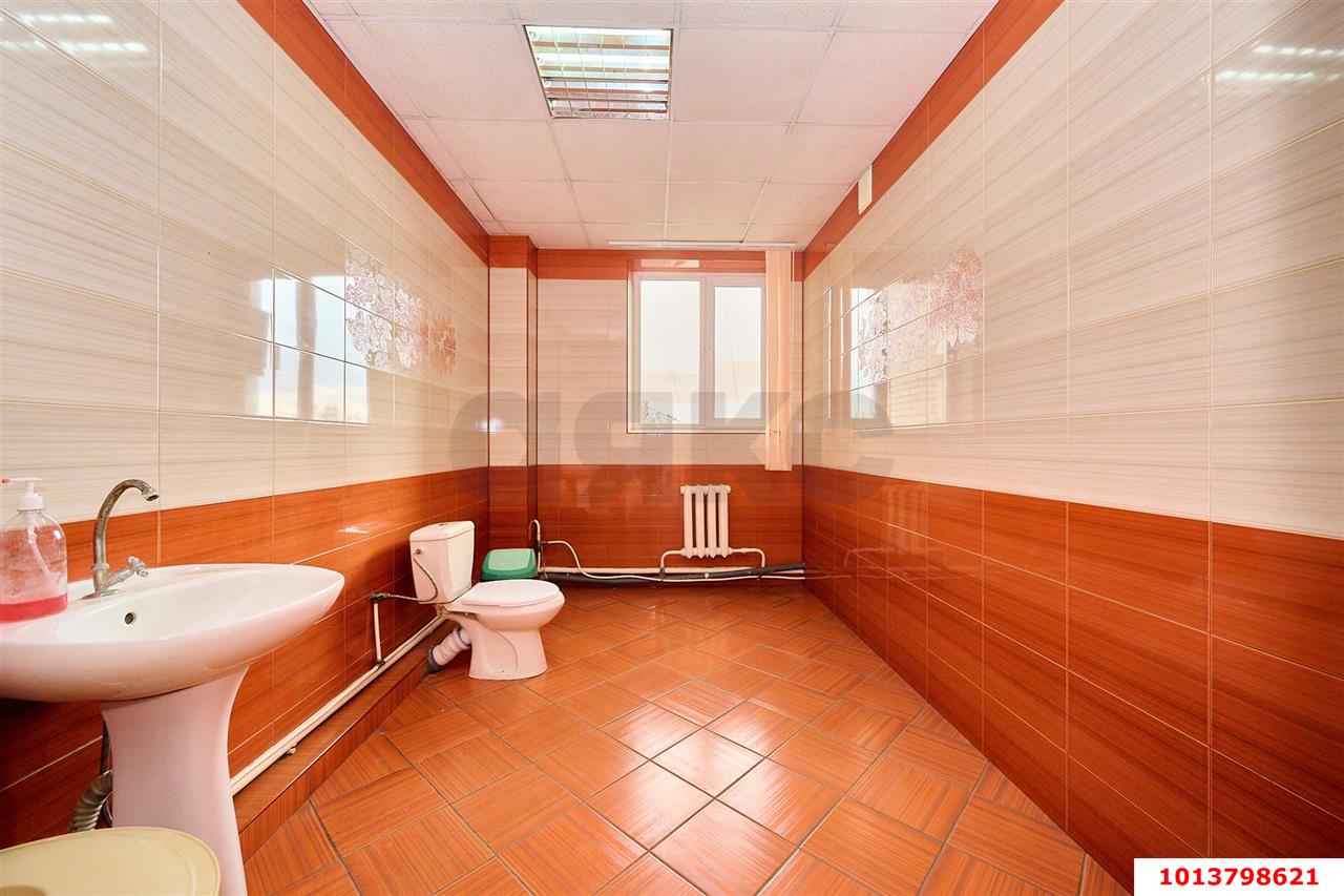 Фото №10: Офисное помещение 450 м² - Краснодар, Дубинка, ул. Ставропольская, 78
