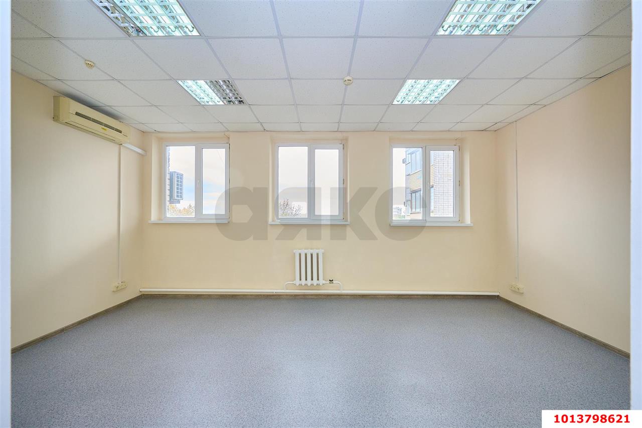 Фото №15: Офисное помещение 450 м² - Краснодар, Дубинка, ул. Ставропольская, 78