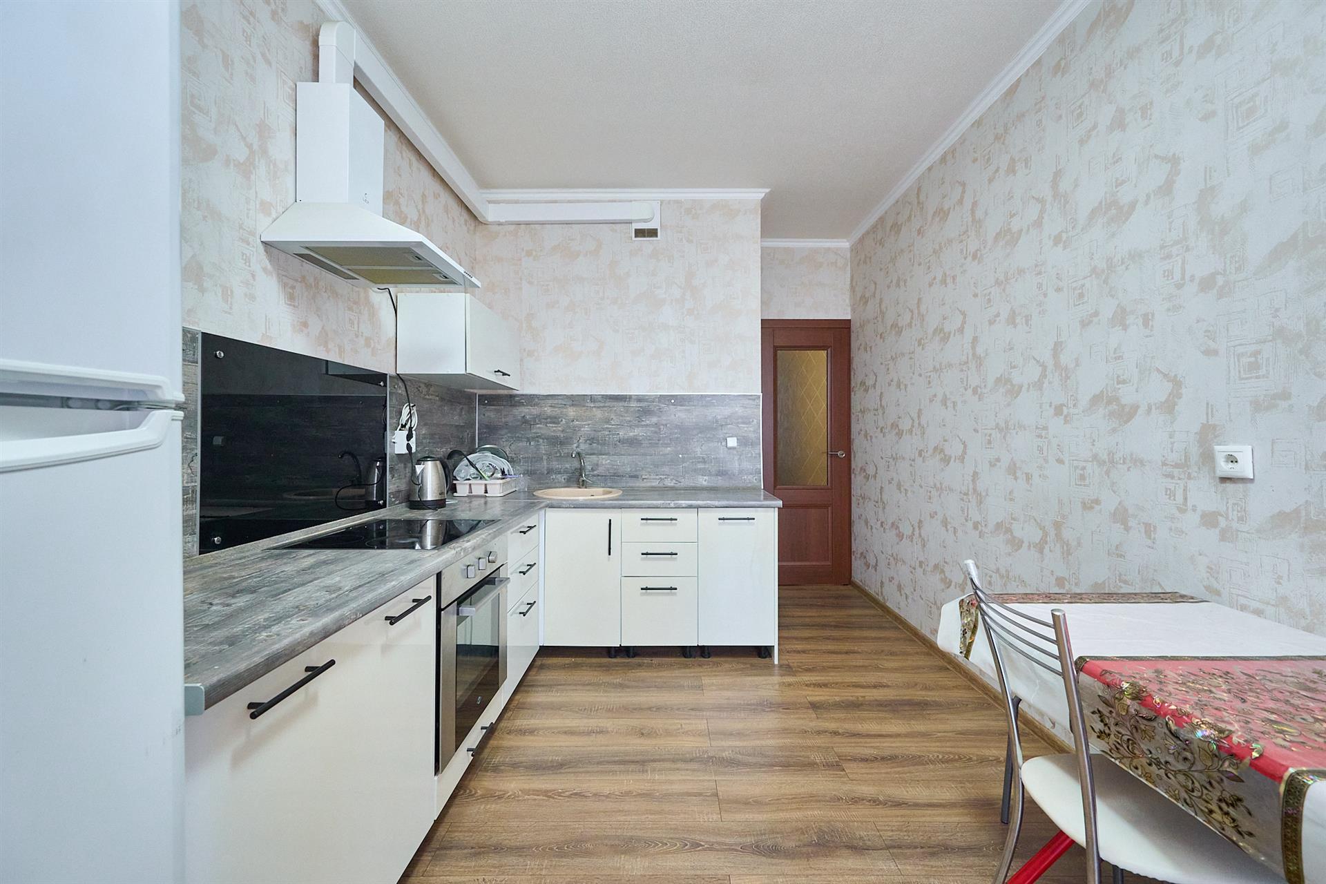 Фото №1: 1-комнатная квартира 45 м² - Краснодар, Пашковский, мкр. Карасунский внутригородской округ, ул. Леонида Лаврова, 4