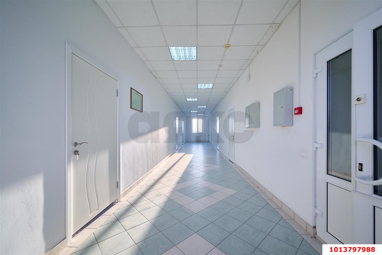 Фото №1: Офисное помещение 267 м² - Краснодар, Дубинка, пер. Угольный, 12