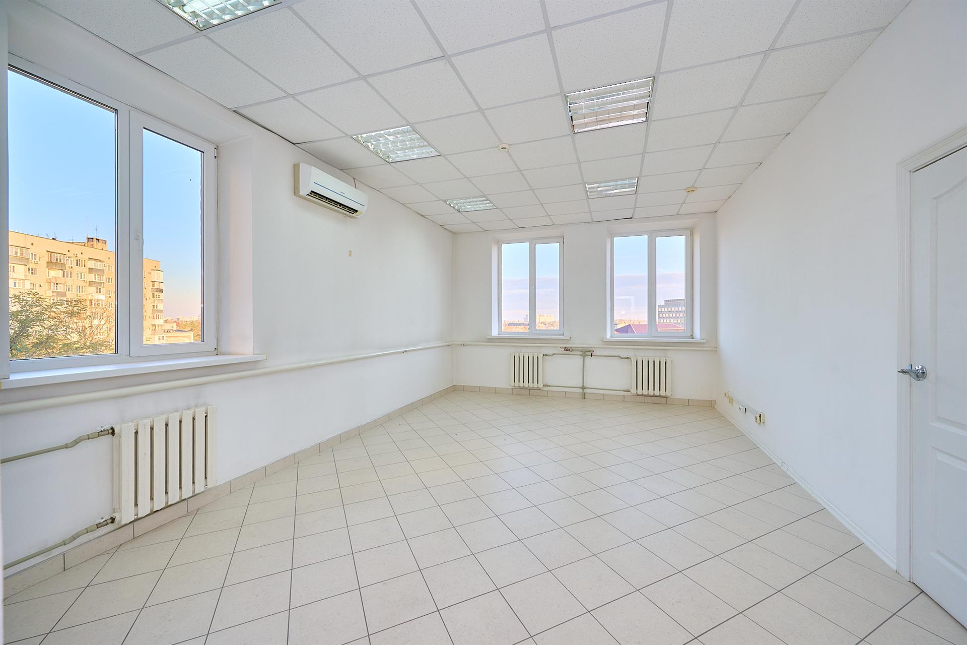 Фото №8: Коммерция 266 м² - Краснодар, Центральный внутригородской округ, мкр. Дубинка, пер. Угольный, 12