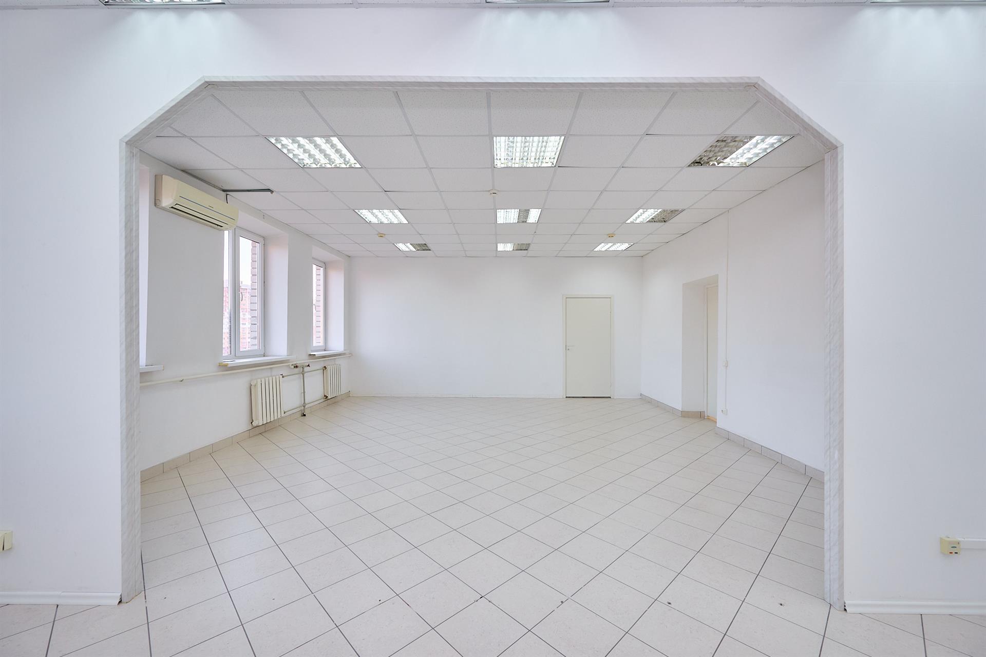 Фото №9: Коммерция 266 м² - Краснодар, Центральный внутригородской округ, мкр. Дубинка, пер. Угольный, 12