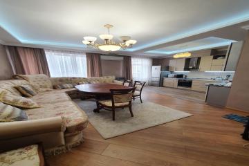 Фото №1: 2-комнатная квартира 95 м² - Краснодар, мкр. Центральный, ул. Кубанская набережная, 19