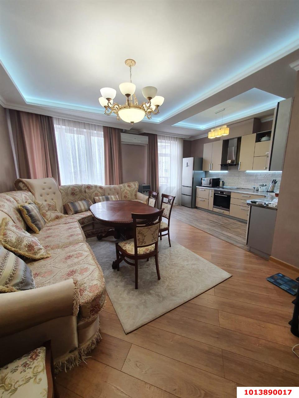 Фото №1: 2-комнатная квартира 95 м² - Краснодар, Центральный, ул. Кубанская набережная, 19