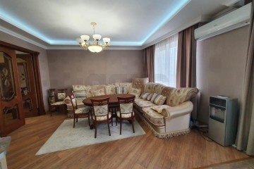 Фото №1: 2-комнатная квартира 90 м² - Краснодар, мкр. Центральный, ул. Кубанская Набережная, 19