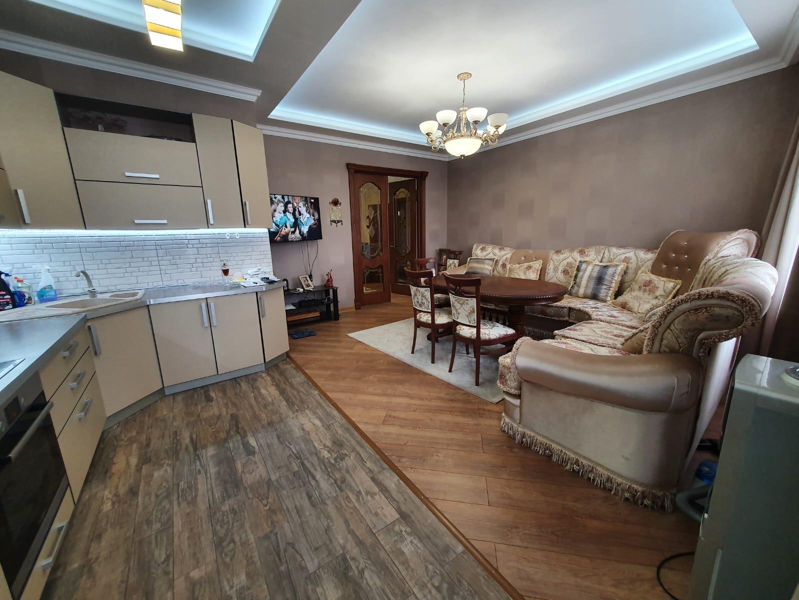 Фото №3: 2-комнатная квартира 95 м² - Краснодар, Центральный внутригородской округ, Западный внутригородской округ, мкр. Центральный, ул. Кубанская набережная, 19