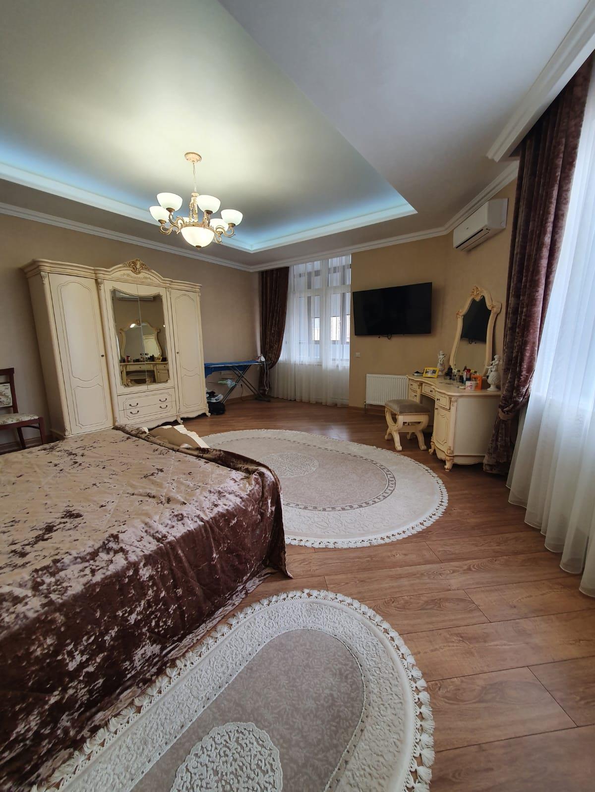 Фото №5: 2-комнатная квартира 95 м² - Краснодар, Центральный внутригородской округ, Западный внутригородской округ, мкр. Центральный, ул. Кубанская набережная, 19