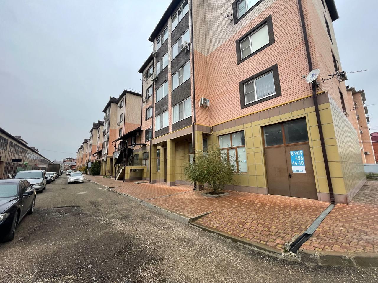 Фото №6: Коммерция 186 м² - Яблоновский, ул. Гагарина, 144/1к2