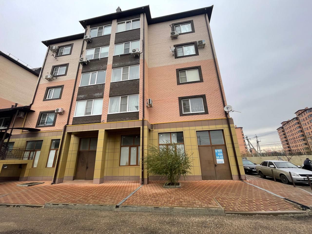 Фото №5: Коммерция 186 м² - Яблоновский, ул. Гагарина, 144/1к2