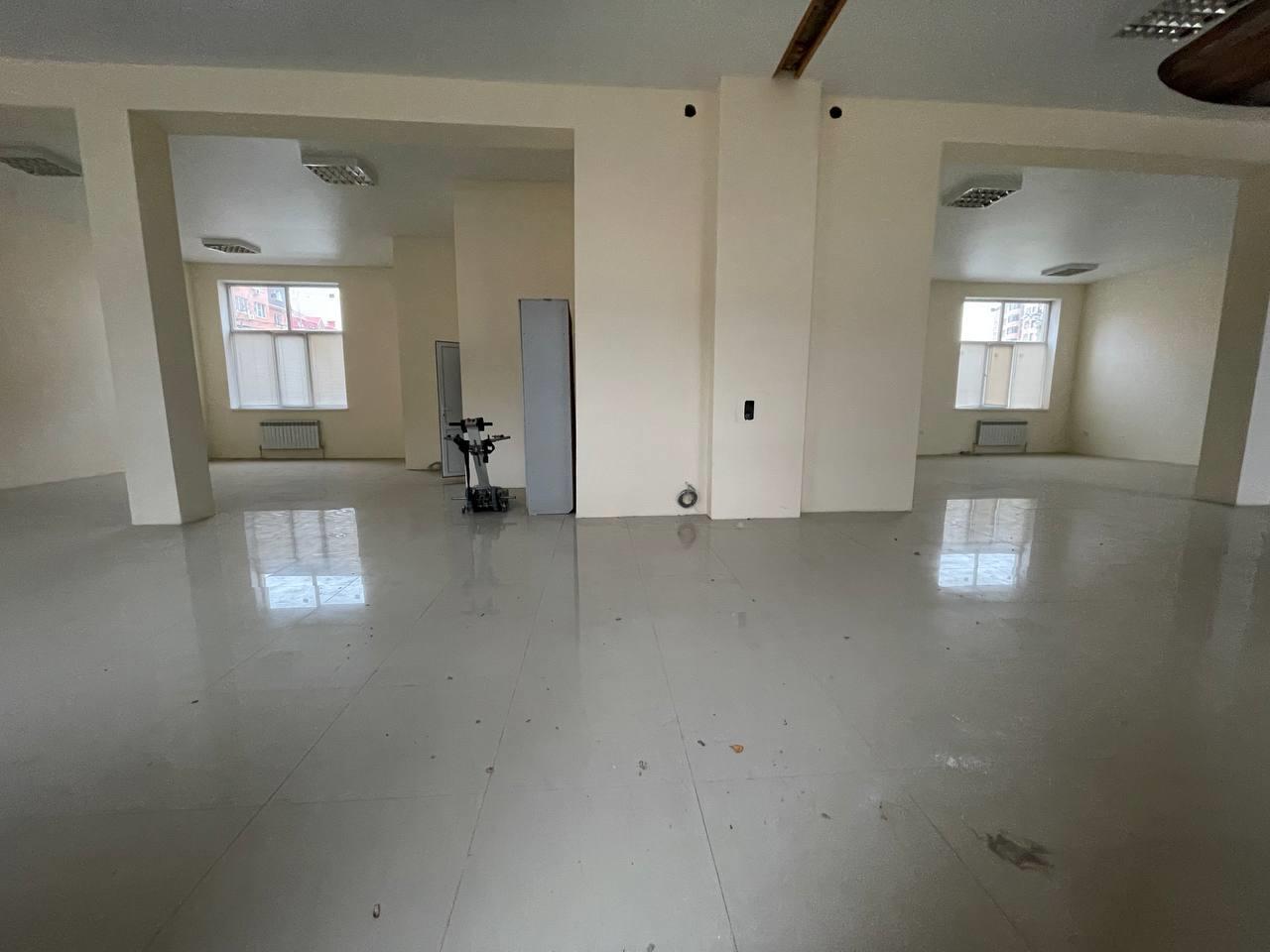 Фото №9: Коммерция 186 м² - Яблоновский, ул. Гагарина, 144/1к2