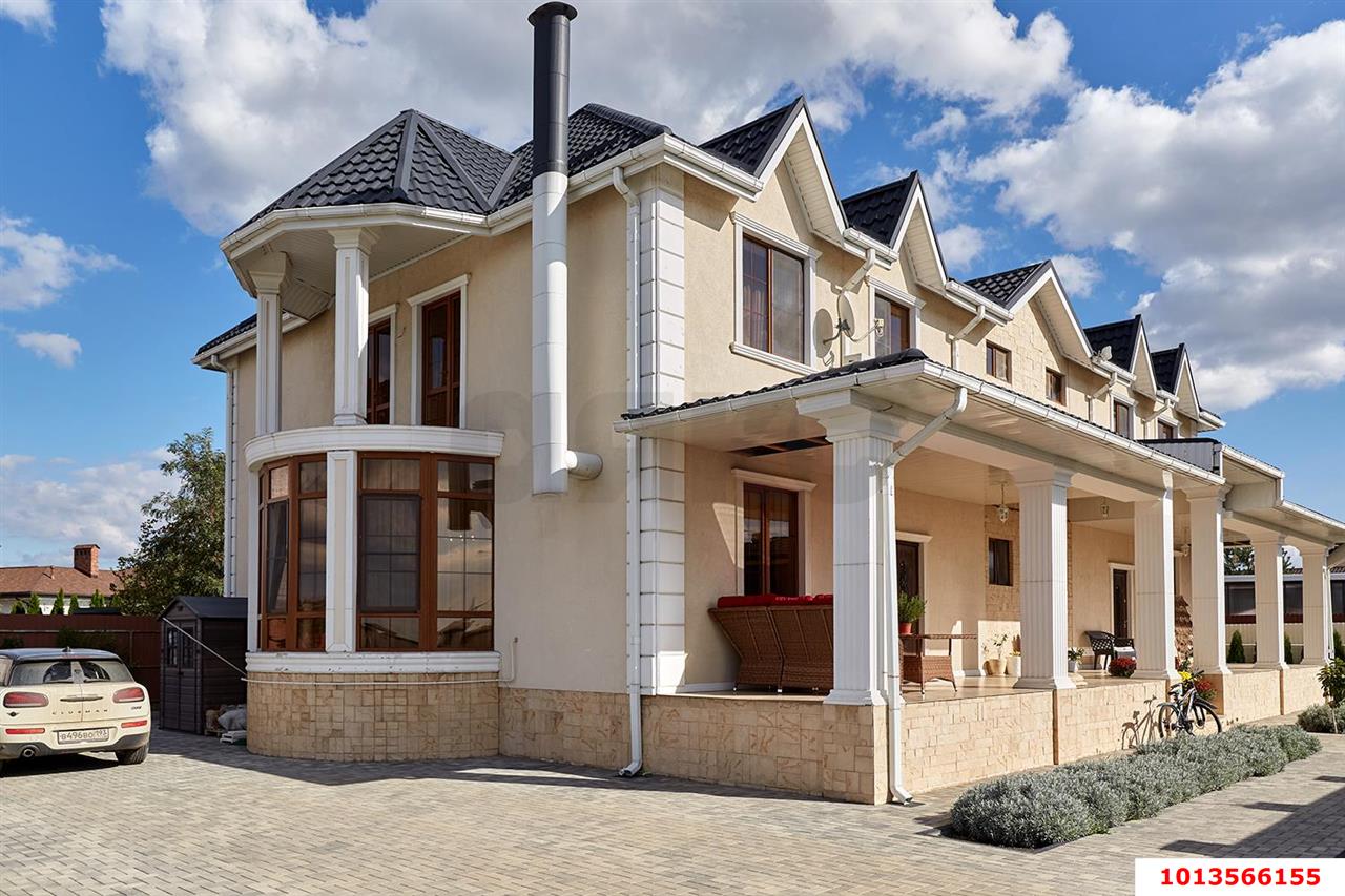 Фото №2: Дом 359 м² + 10 сот. - Краснодар, ул. Баварская, 1/9