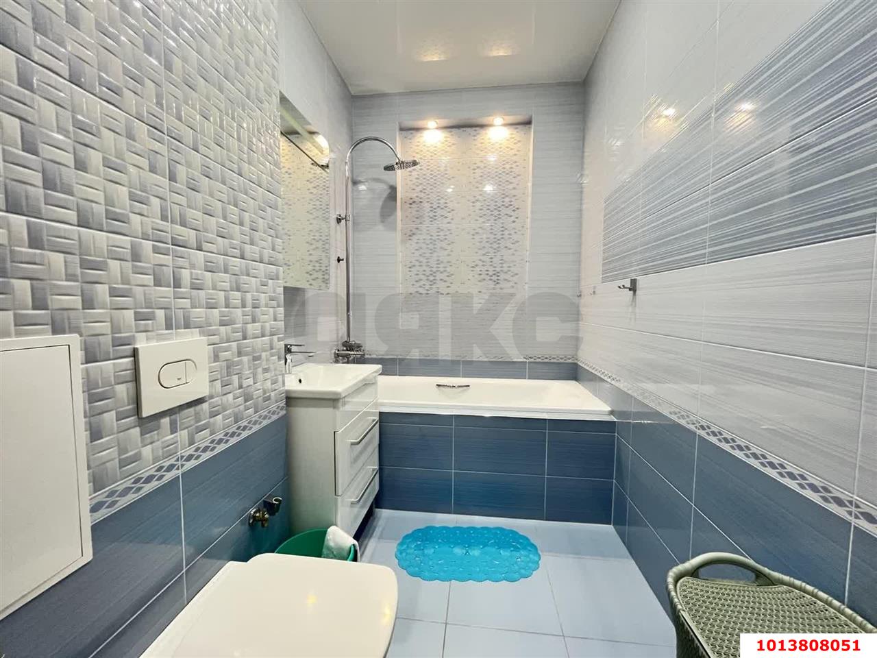 Фото №4: 2-комнатная квартира 71 м² - Кабардинка, Карасунский внутригородской округ, мкр. Комсомольский, ул. Мира, 15