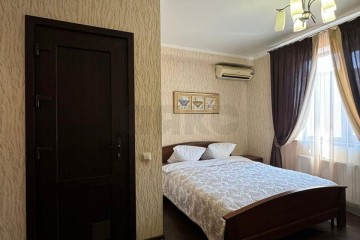 Фото №3: Отдельное здание 263 м² - Краснодар, ж/м Пашковский, ул. Фадеева, 184Б