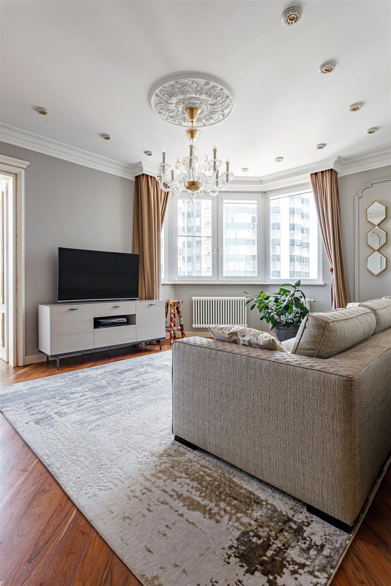 Фото №27: 3-комнатная квартира 150 м² - Краснодар, Центральный внутригородской округ, Западный внутригородской округ, мкр. Центральный, ул. Кубанская набережная, 37