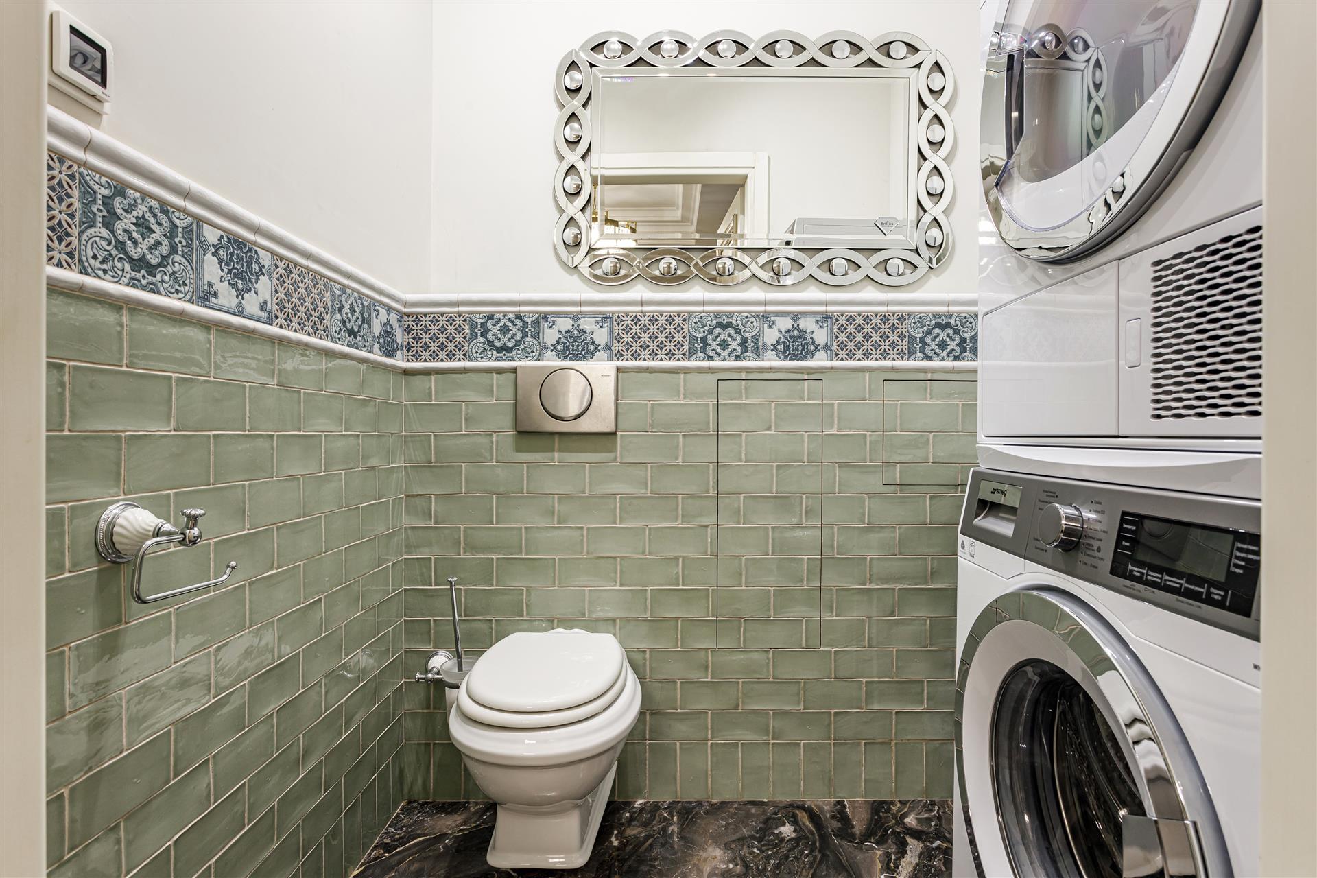 Фото №34: 3-комнатная квартира 150 м² - Краснодар, Центральный внутригородской округ, Западный внутригородской округ, мкр. Центральный, ул. Кубанская набережная, 37