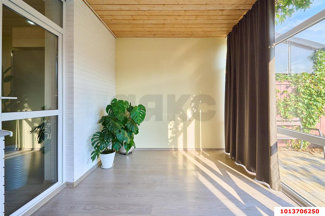 Фото №4: 3-комнатная квартира 98 м² - Краснодар, коттеджный  Николино Парк, ул. Зои Космодемьянской, 7к4