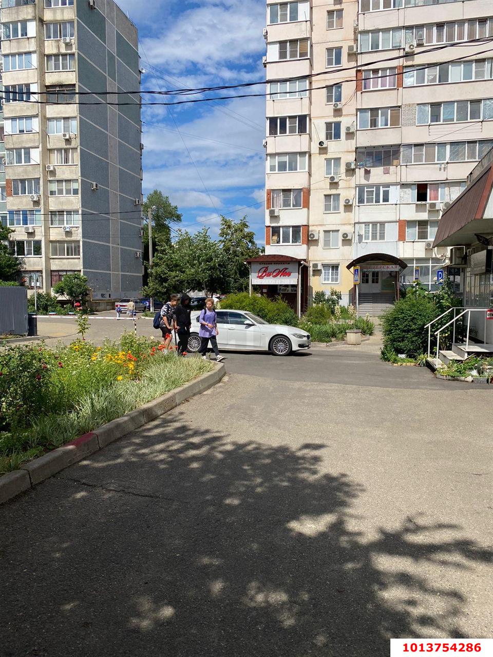 Фото №8: Торговое помещение 24 м² - Краснодар, Юбилейный, пр-кт Чекистов, 17Е