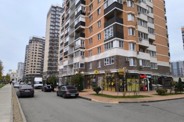 Фото №3: Торговое помещение 106 м² - Краснодар, мкр. жилой комплекс Альпы, ул. Командорская, 6к2