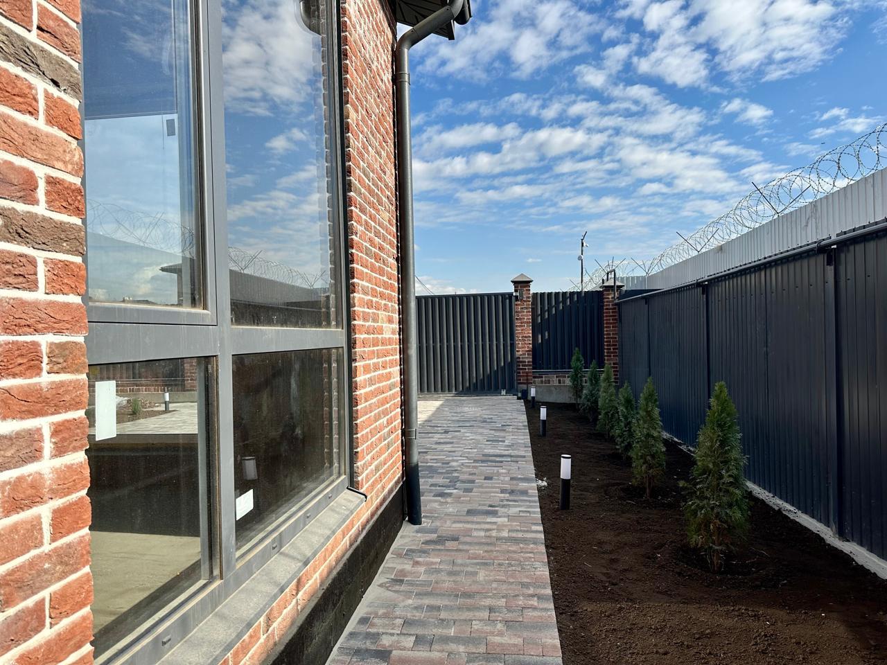 Фото №11: Дом 131 м² + 4.5 сот. - Краснодар, Прикубанский внутригородской округ, п. коттеджный  Кореновская Усадьба, пр-д Чистопрудный, 21