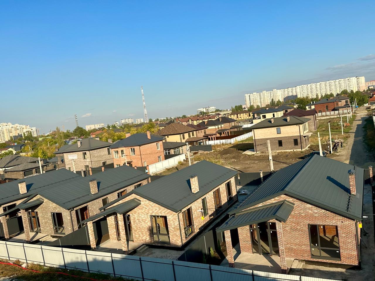 Фото №12: Дом 131 м² + 4.5 сот. - Краснодар, Прикубанский внутригородской округ, п. коттеджный  Кореновская Усадьба, пр-д Чистопрудный, 21