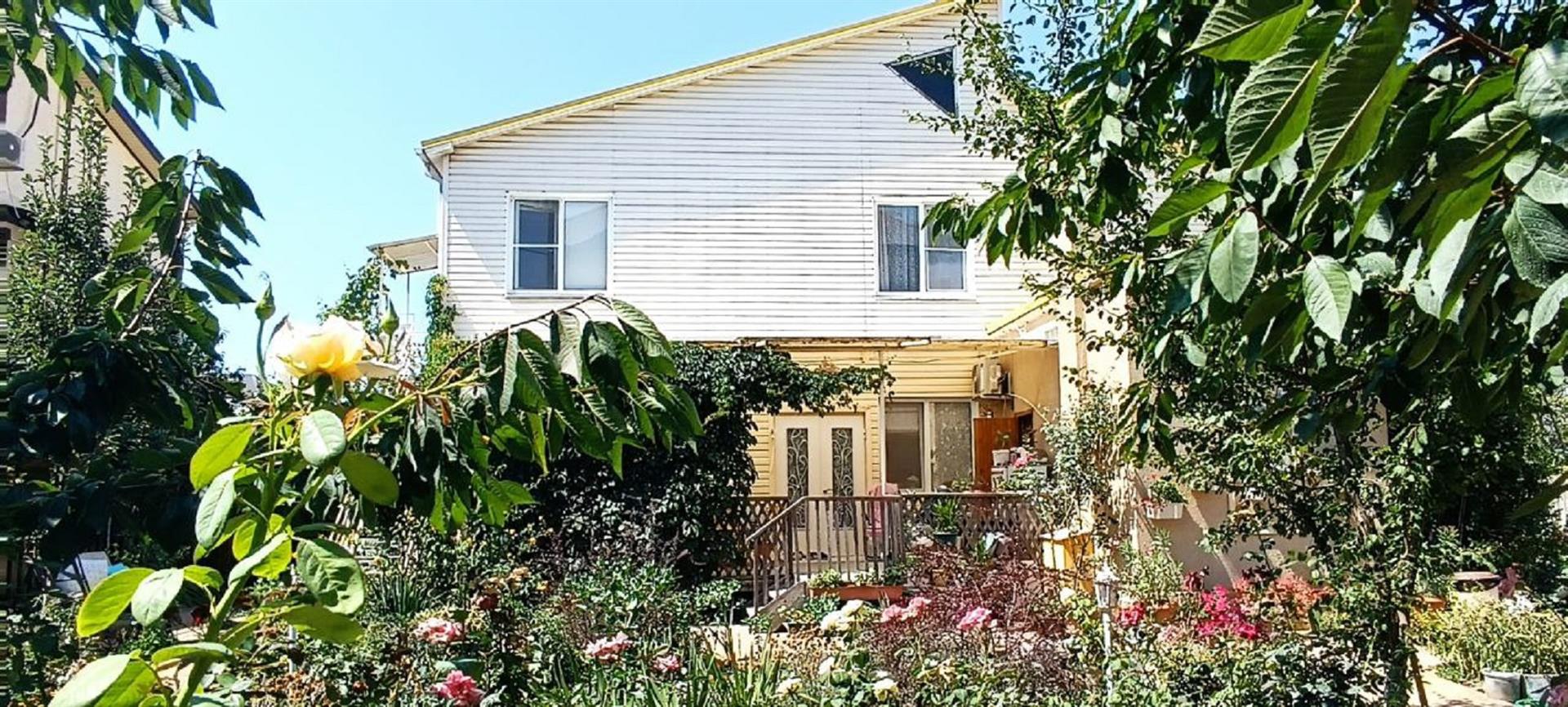 Фото №1: Дом 203 м² + 7.14 сот. - Сукко, Карасунский внутригородской округ, Центральный внутригородской округ, мкр. Черёмушки, ул. Солнечная, 7