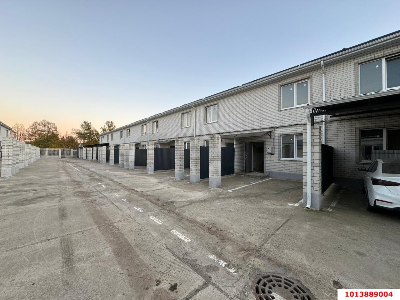 Фото №2: Таунхаус 90 м² + 1 сот. - Пригородный, Алтайский, ул. Болгарская, 14к2