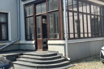 Фото №3: Отдельное здание 571 м² - Краснодар, мкр. Центральный, ул. Ленина, 53